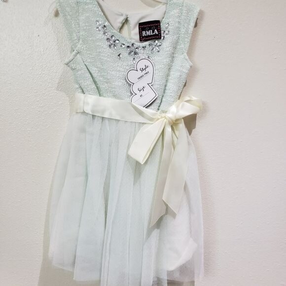 RMLA Girls Holiday Dress with sweater knit upper and jewels, mint green, size 3T - Picture 3 of 7
